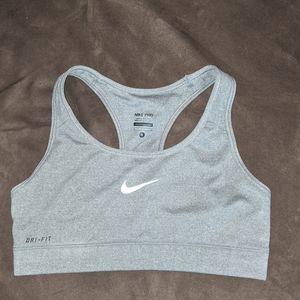 Nike small sports bra